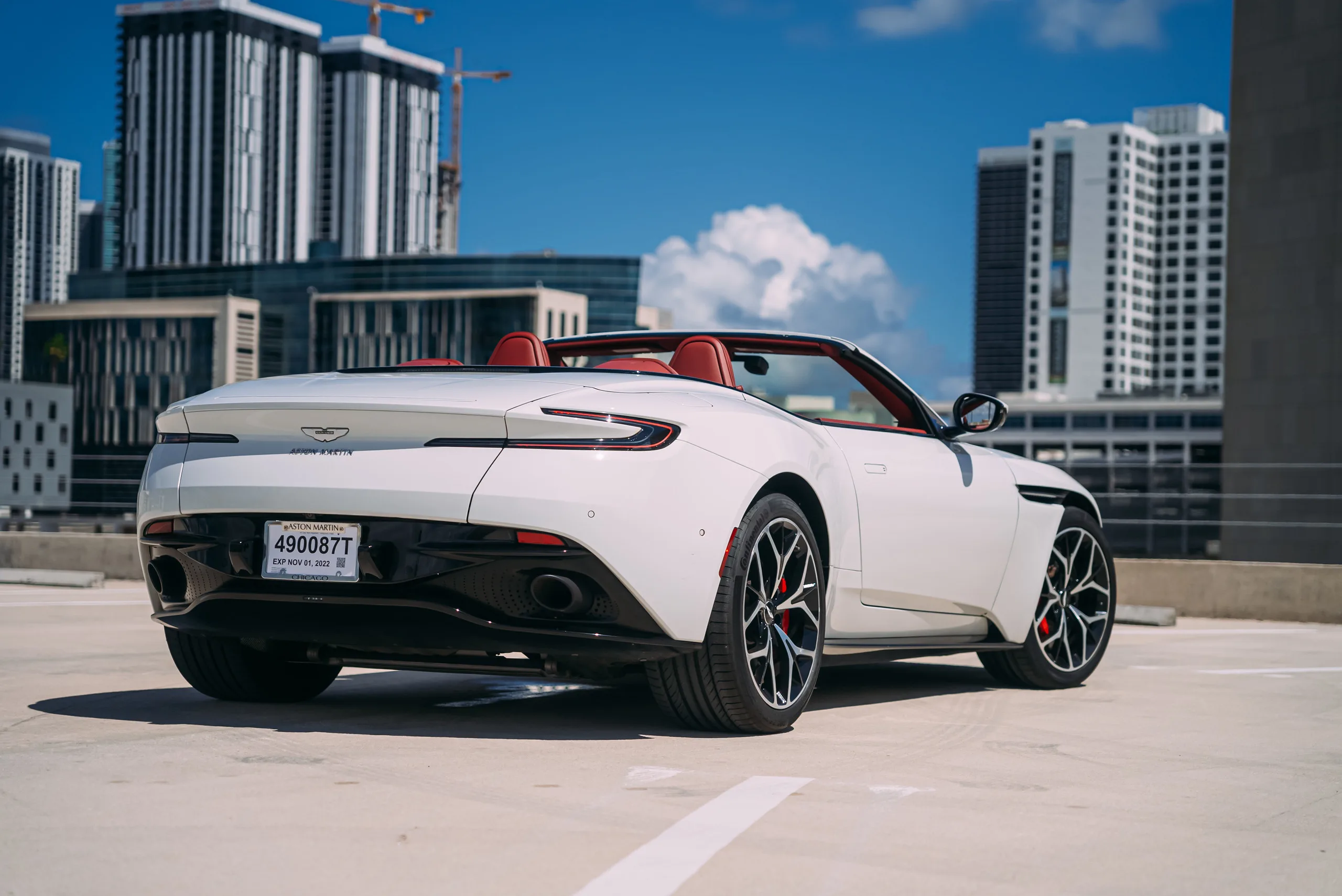 Aston Martin DB11 Silver 2019 — photo 7