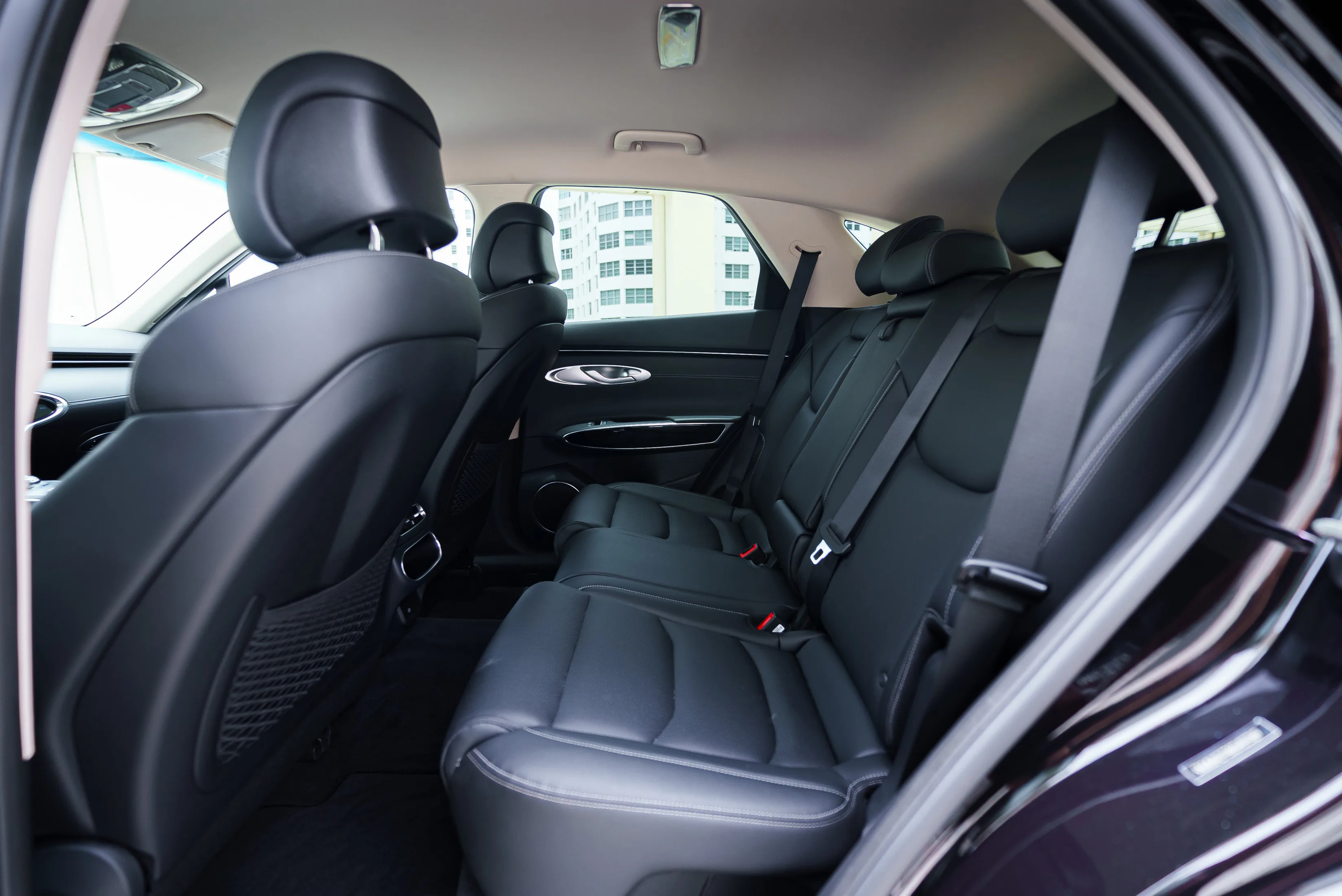 Genesis GV70 Black — photo 6