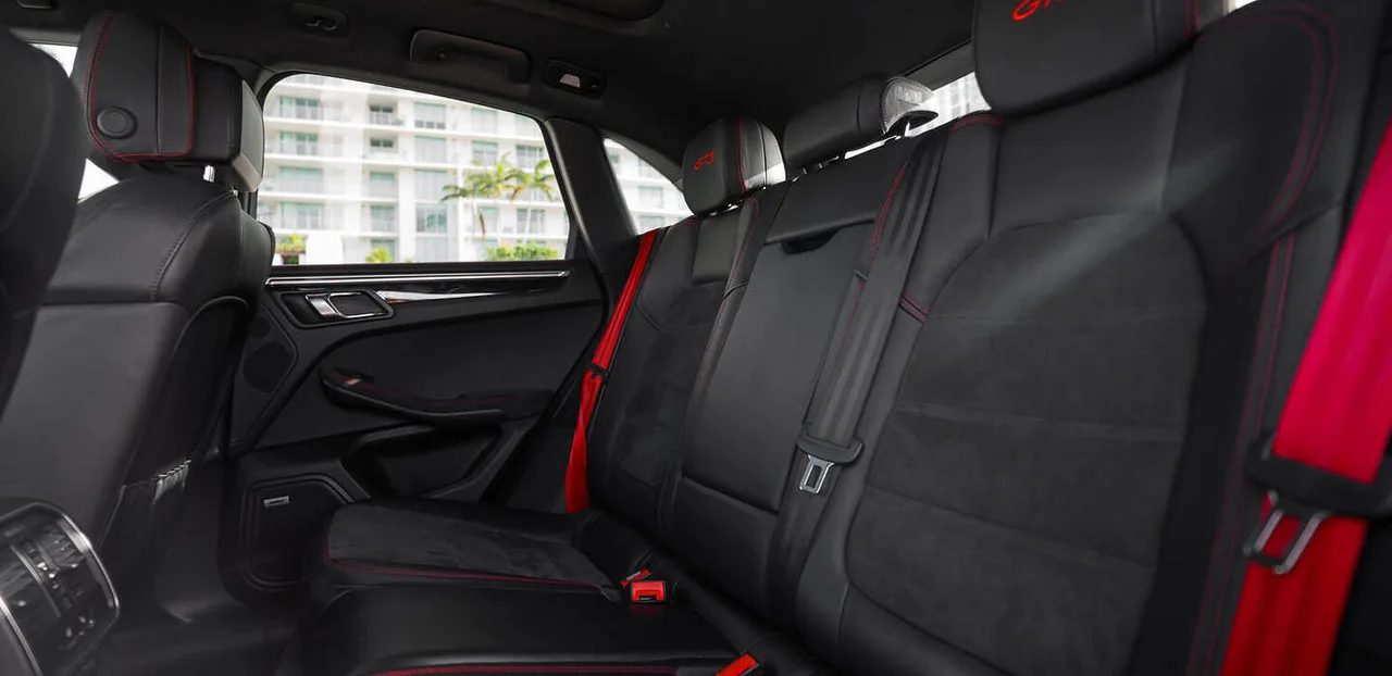 Porsche Macan GTS Black 2017 — photo 7