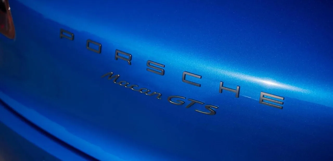 Porsche Macan GTS Black 2017 — photo 13